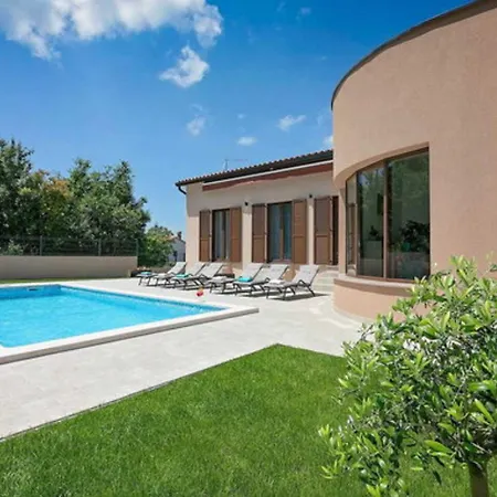 Villa Milica Near For 8 People With Private Pool & Kids Playground - Pet Friendly Labin (Istria)