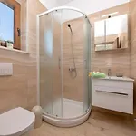 Milica Near For 8 People With Private Pool & Kids Playground - Pet Friendly *